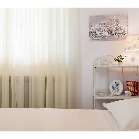 Vallis * פובליה